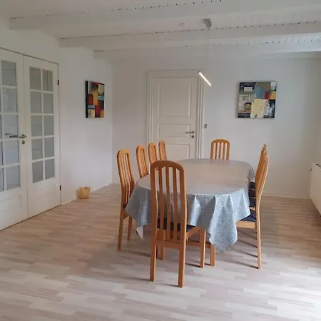 Stort Hus Midt I Sonderjylland Villa