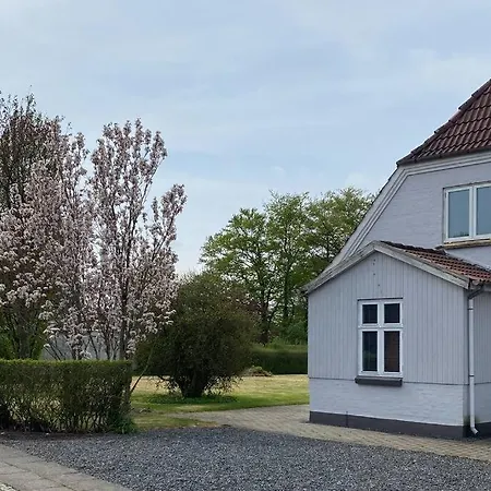 Stort Hus Midt I Sonderjylland * Agerskov
